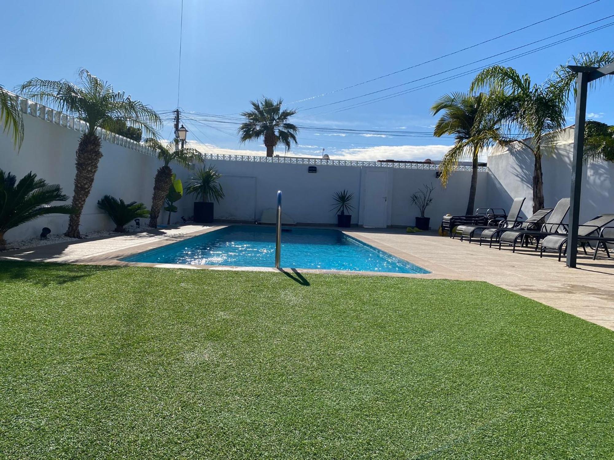 Campoamor Villa & Private Pool, Garden & Roof Terraces Distant Sea Views Orihuela Buitenkant foto